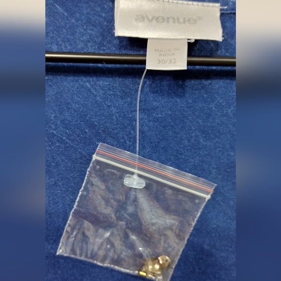 NWOT Avenue Embellished Top Women's 30/32 Blue Boho Retro 90s Y2K Casual Comfy - Picture 9 of 13